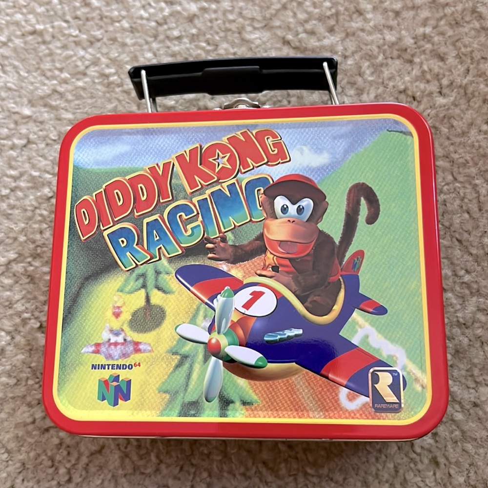 Vintage 90s Y2K Diddy Kong Racing Nintedo 64 N64 Rare Mini Metal Tin Lunch box
